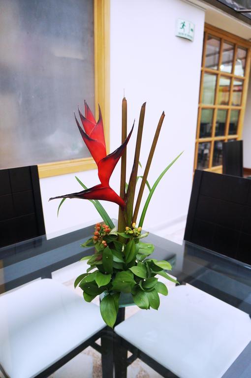Hotel Airport Travel Bogotá Dış mekan fotoğraf