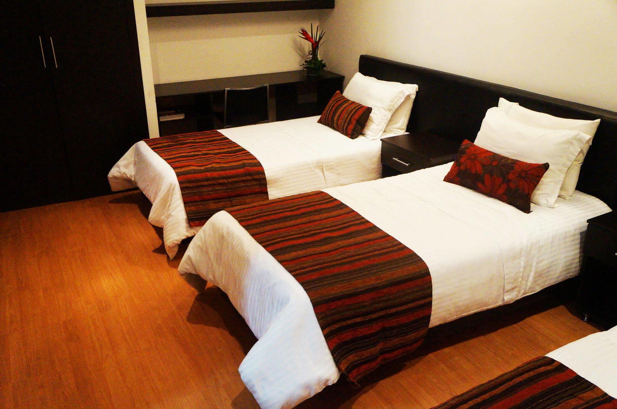 Hotel Airport Travel Bogotá Dış mekan fotoğraf